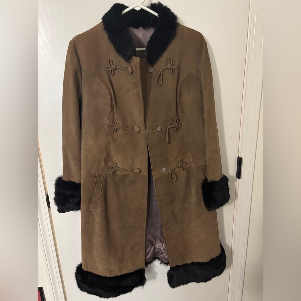 Brown Suede Coat with REAL Black Fur Trim vintage - Picture 2 of 5